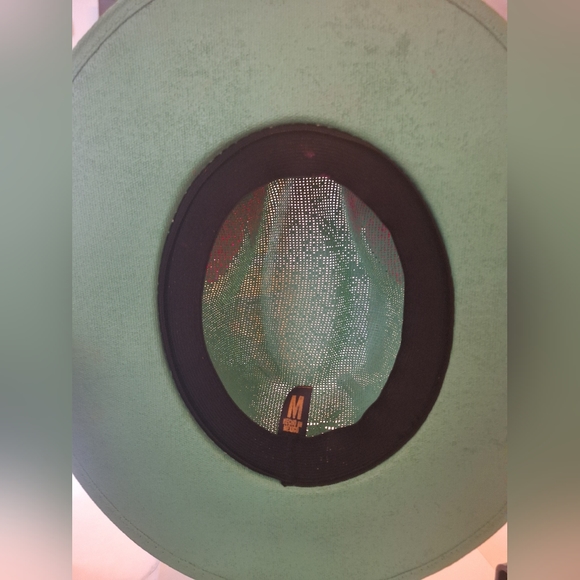 NEW! Hand painted detailed, vibrant, colorful flowers fedora hat - Picture 6 of 9